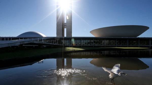 “Mulher” é a palavra-chave de mais de 100 projetos de lei no Congresso só em 2019