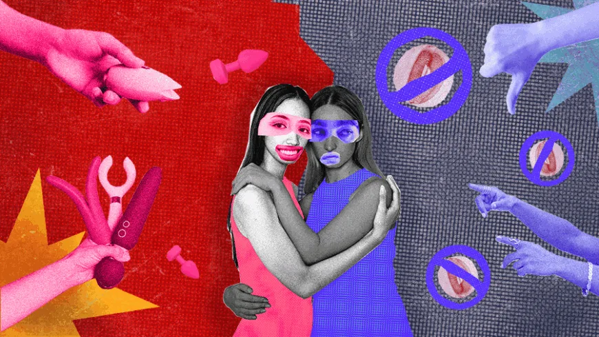 Duas mulheres se abraçam no centro, com rostos destacados em cores fortes. À esquerda, mãos oferecem vibradores; à direita, mãos apontam e símbolos de proibição cercam a cena.