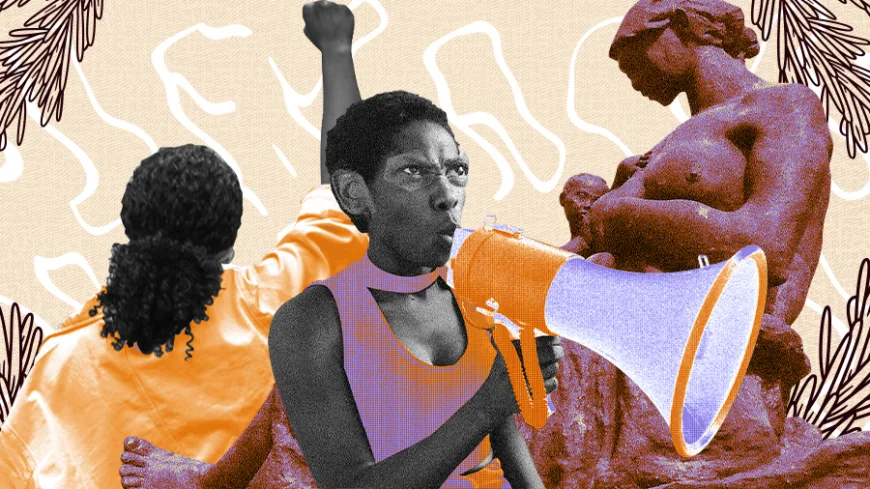 Colagem digital com três figuras femininas: ao centro, uma mulher vista de frente segura um megafone laranja e roxo enquanto mantém o braço erguido; à esquerda, outra mulher aparece de costas com o braço levantado usando uma blusa laranja; à direita, há uma estátua feminina em tom arroxeado segurando uma criança. O fundo é bege com padrões ondulados brancos, e ramos desenhados em marrom decoram as bordas laterais.